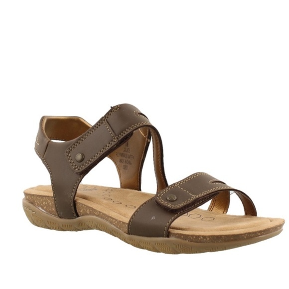 khombu solace sandals